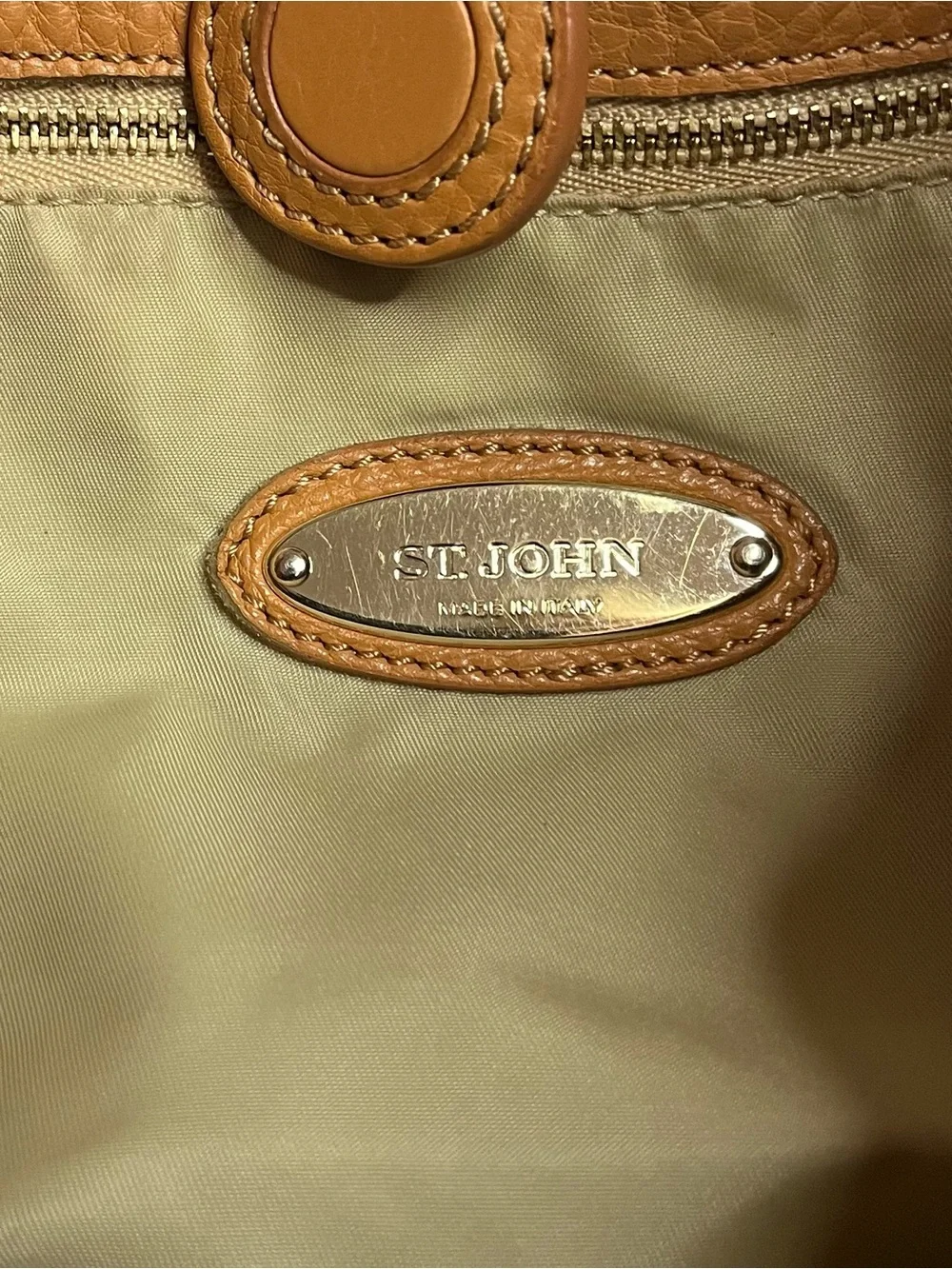 Vintage ST. JOHN Pebbled Leather Hobo Shoulder Bag in Caramel